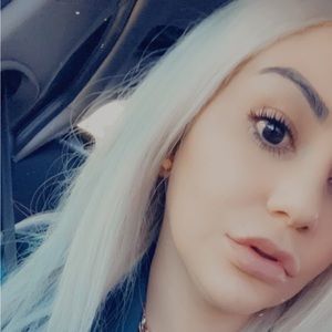 Meet your Posher, Arlene